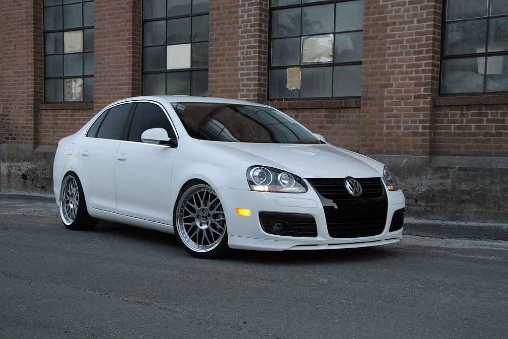 IMAGE: http://i93.photobucket.com/albums/l49/streamlineGT/Jetta%20TDI/IMG_0463.jpg