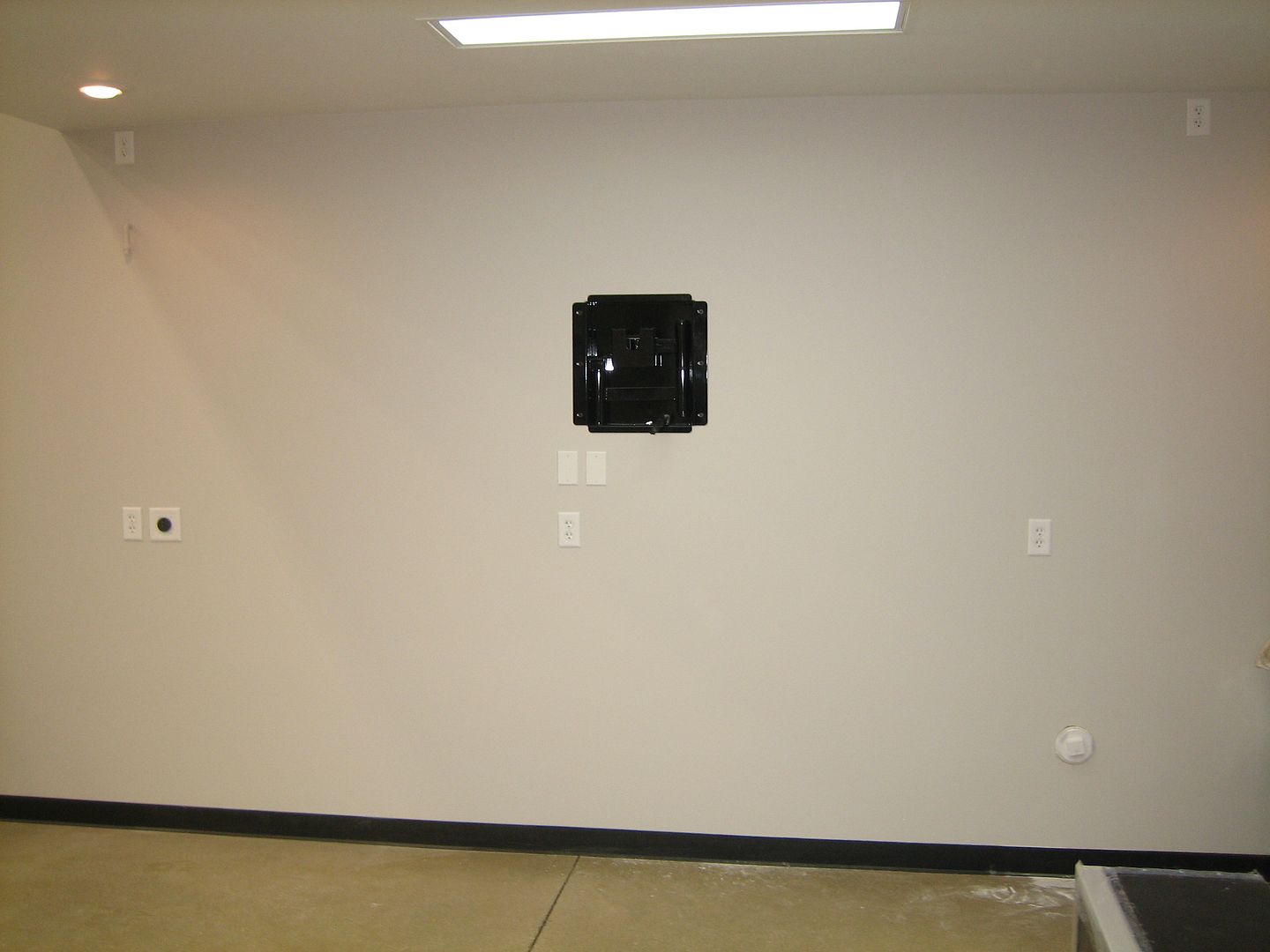 MotorplexWeek10C25-1.jpg