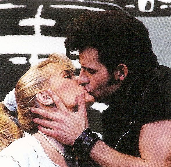 re: Pics or video's of 1990's GREASE revival?