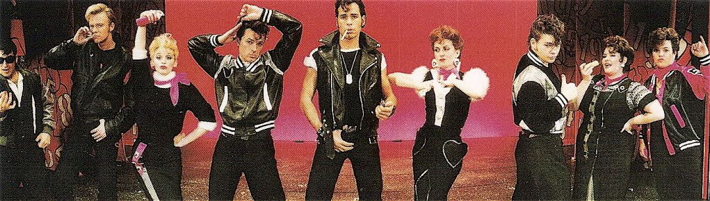 re: Pics or video's of 1990's GREASE revival?