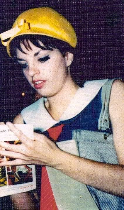 re: Fan Photos With Stars Doing Shows In Previous Decades?