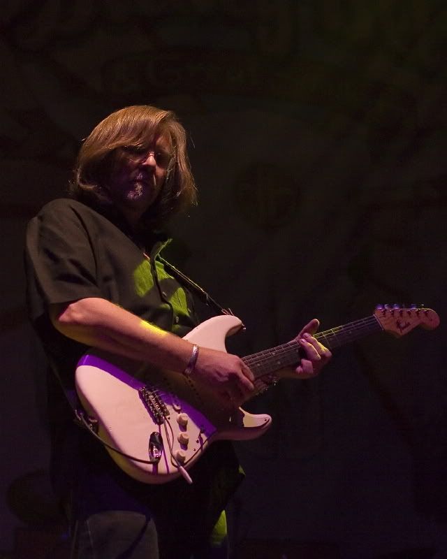 IMAGE: http://i93.photobucket.com/albums/l60/stoy17/CraigThatcher/IMG_20070531_9999_100.jpg