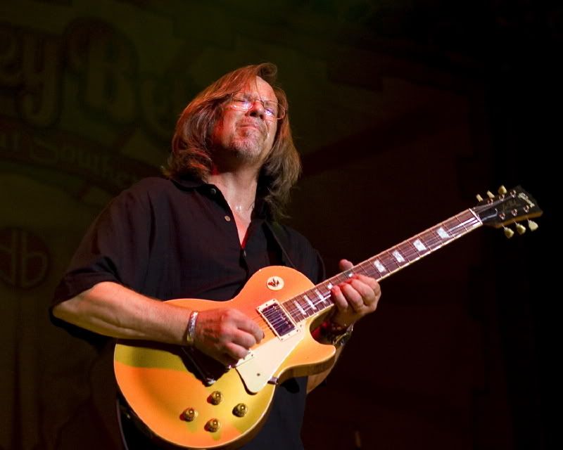 IMAGE: http://i93.photobucket.com/albums/l60/stoy17/CraigThatcher/IMG_20070531_9999_293.jpg