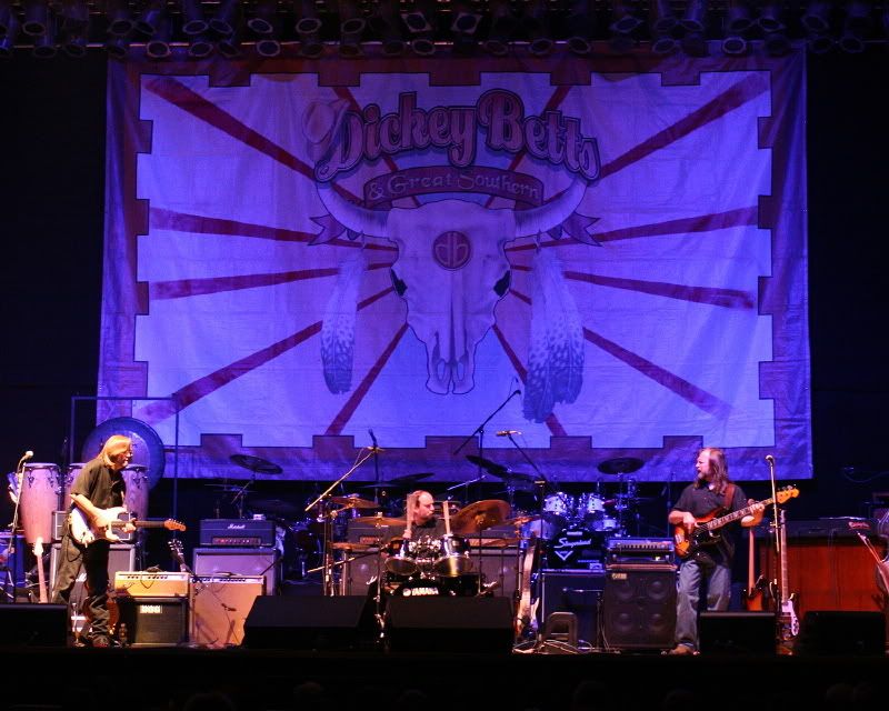 IMAGE: http://i93.photobucket.com/albums/l60/stoy17/CraigThatcher/IMG_20070531_9999_42-1.jpg