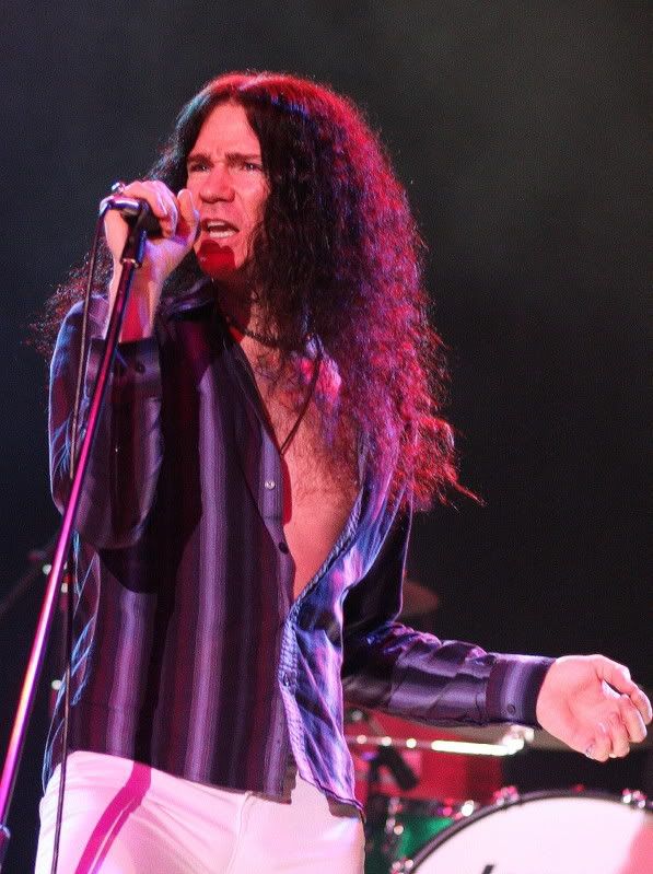 IMAGE: http://i93.photobucket.com/albums/l60/stoy17/LedOut/IMG_44661.jpg