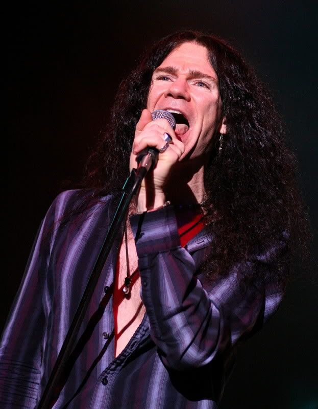 IMAGE: http://i93.photobucket.com/albums/l60/stoy17/LedOut/IMG_44701.jpg