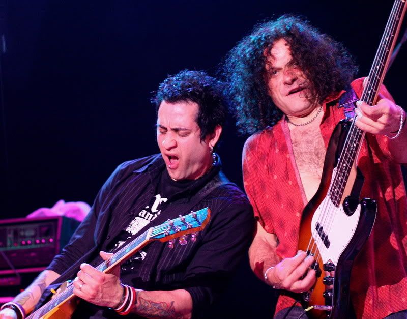 IMAGE: http://i93.photobucket.com/albums/l60/stoy17/LedOut/IMG_49441.jpg