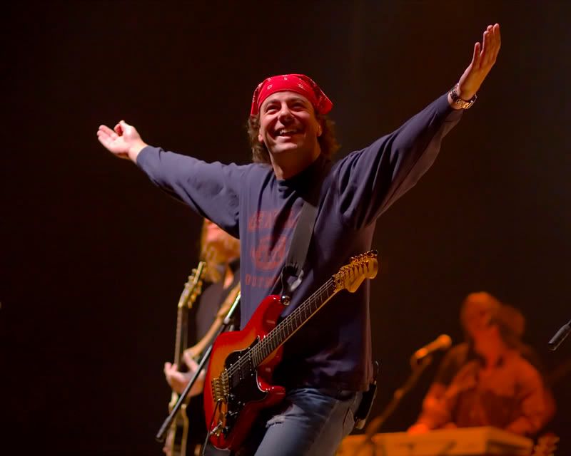 IMAGE: http://i93.photobucket.com/albums/l60/stoy17/TequilaSunrise-Eagles%20II/IMG_20070120_4197.jpg