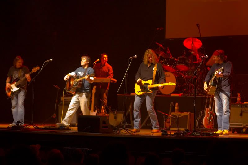 IMAGE: http://i93.photobucket.com/albums/l60/stoy17/TequilaSunrise-Eagles%20II/IMG_20070120_4356.jpg