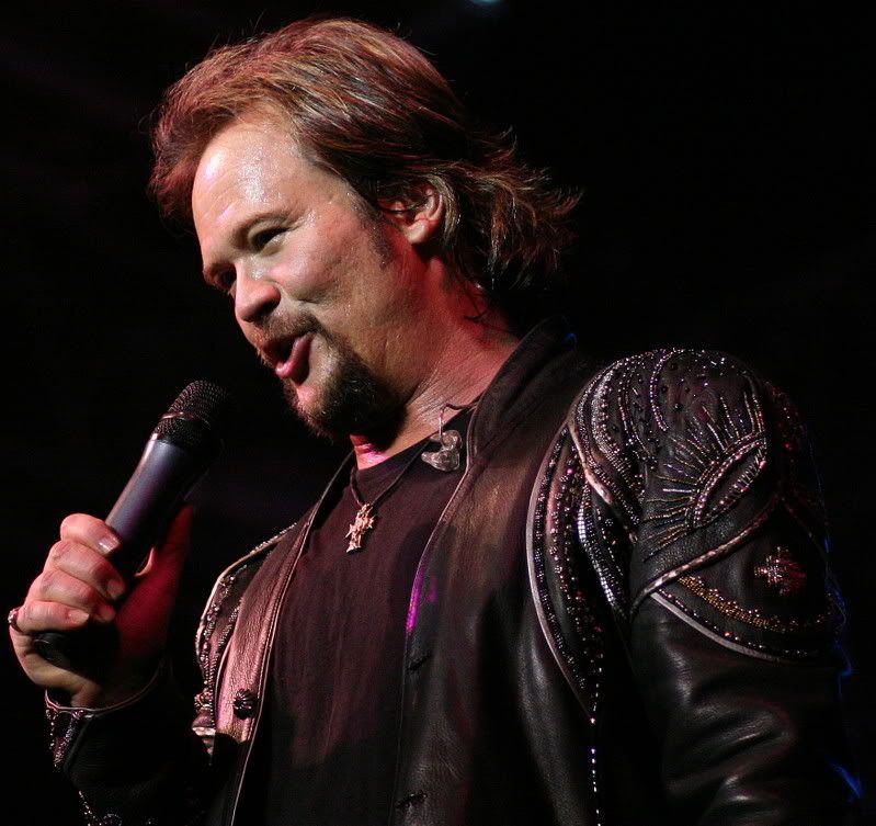 IMAGE: http://i93.photobucket.com/albums/l60/stoy17/Tritt/IMG_37051.jpg