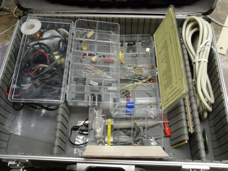 ElectronicParts01.jpg