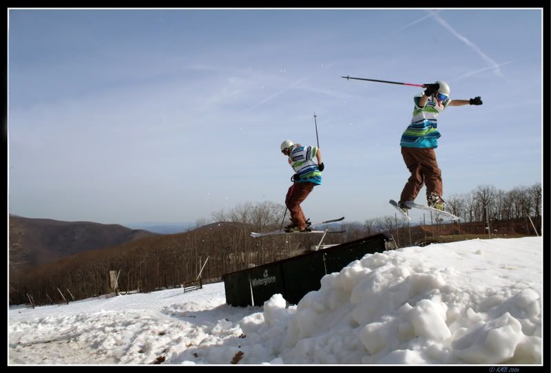 IMAGE: http://i93.photobucket.com/albums/l71/qc415/Pic%20of%20the%20day/bluecomposite.jpg