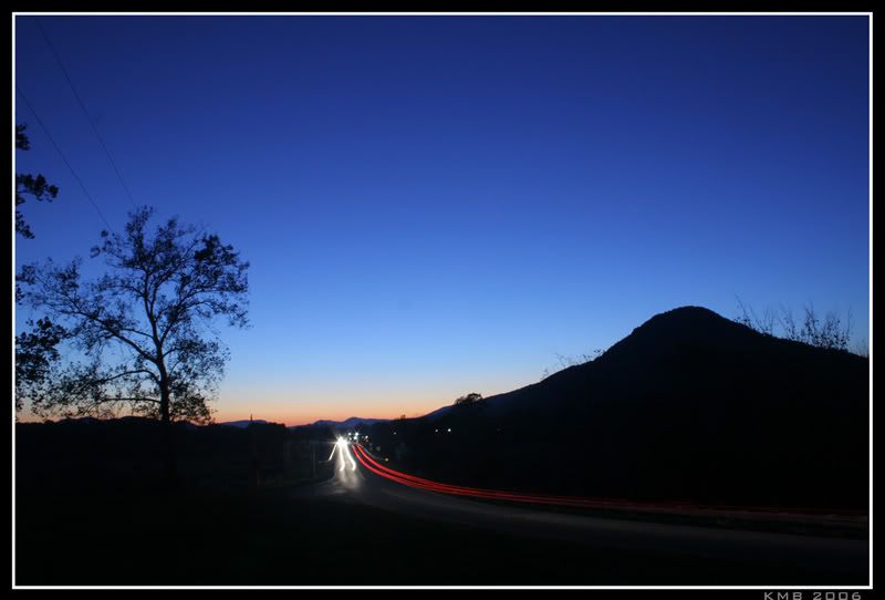 IMAGE: http://i93.photobucket.com/albums/l71/qc415/Pic%20of%20the%20day/lights.jpg