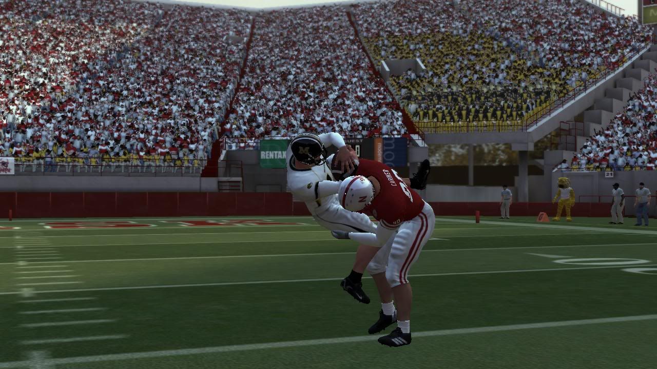 Pic-DS00-Huskers_08-16-06152111.jpg