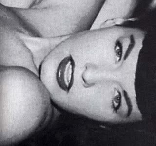 b&amp;w bettie Pictures, Images and Photos