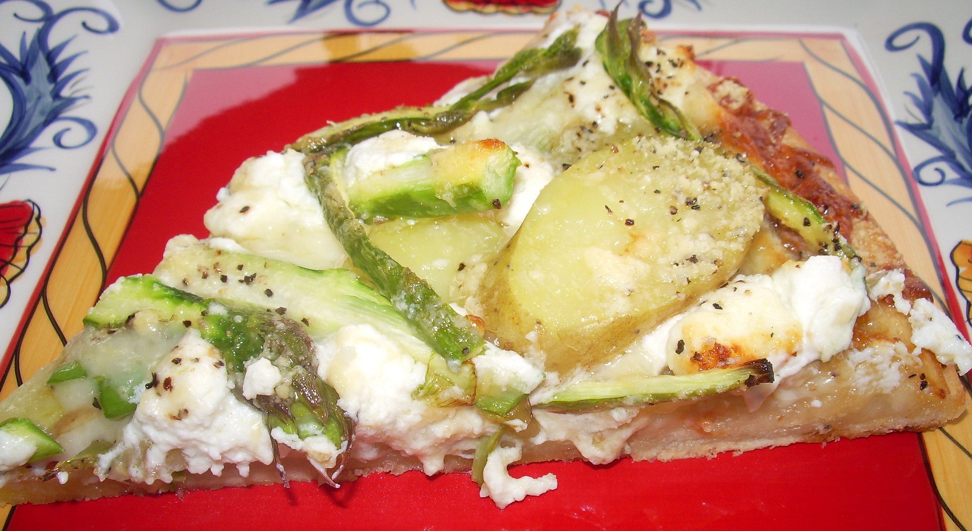 Asparagus, Goat Cheese, Potato Pizza