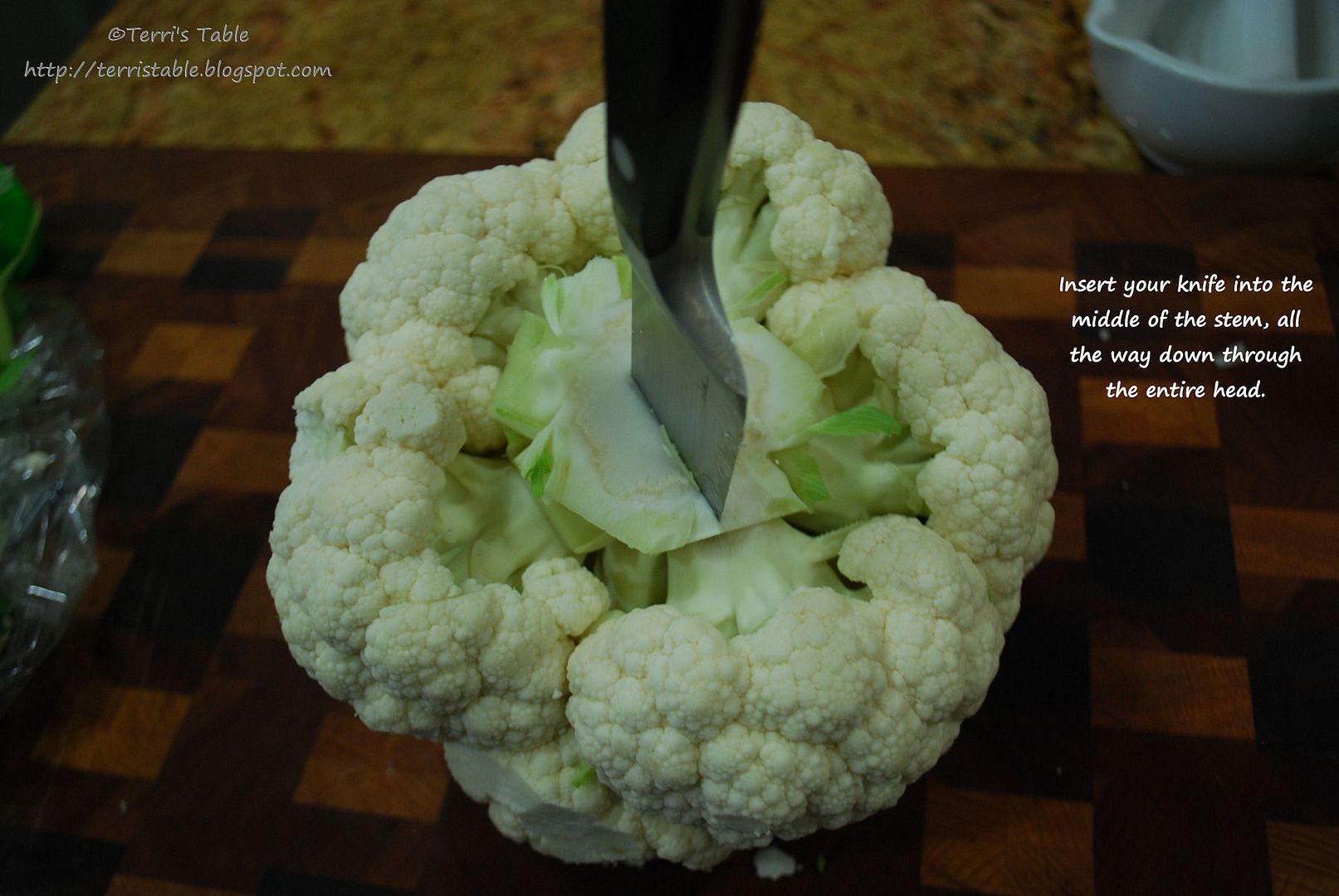  photo HowtoCutCauliflower3_zps717ef6a1.jpg