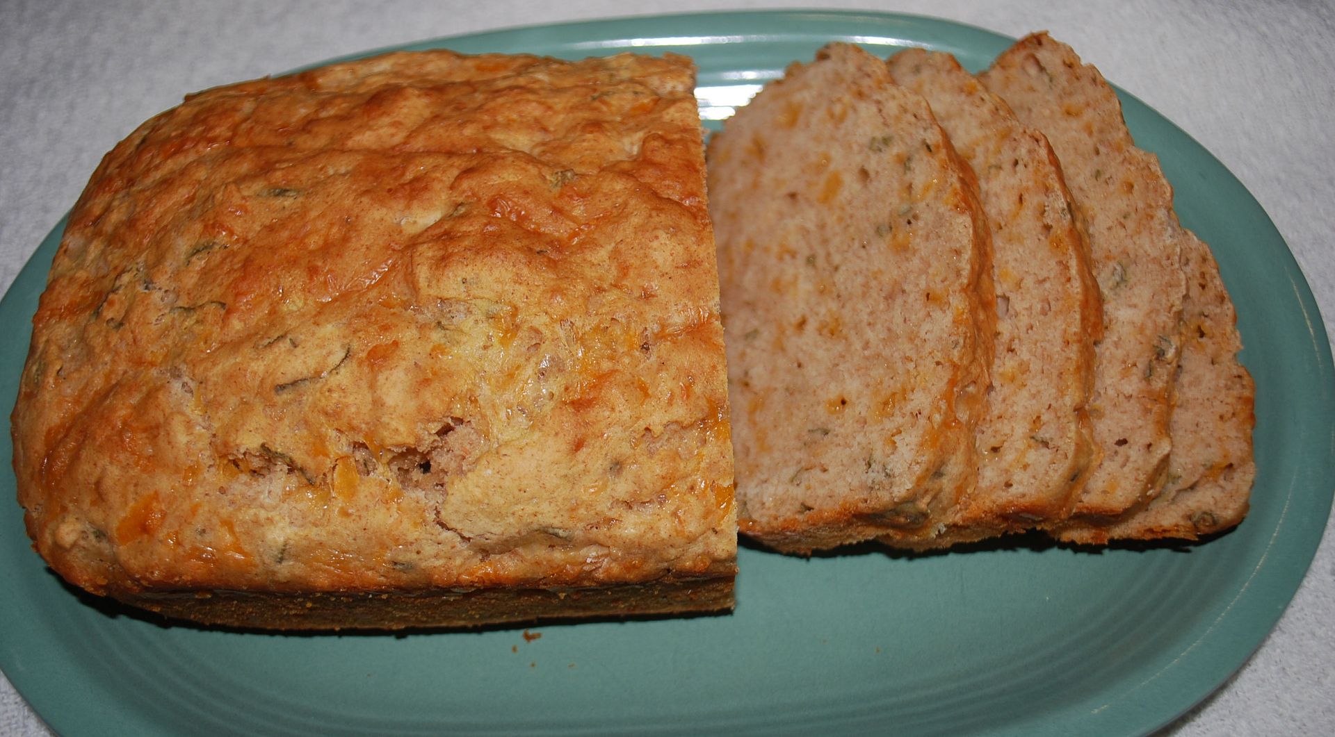 Sage, Cheese &amp; Beer Bread