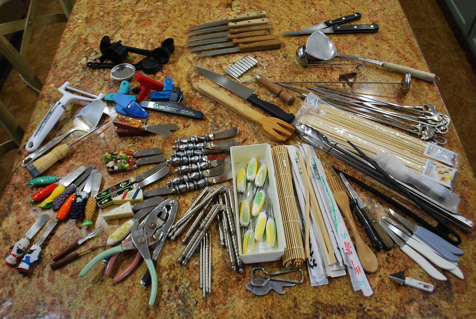 Utensil drawer contents